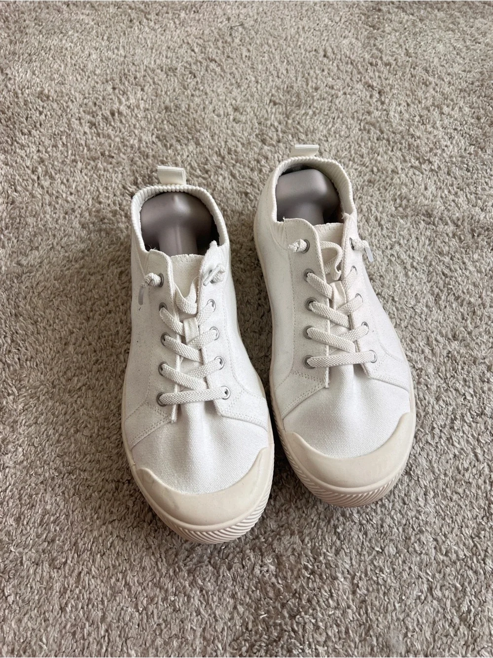 torrid Off-White Canvas Lace-Up Sneakers